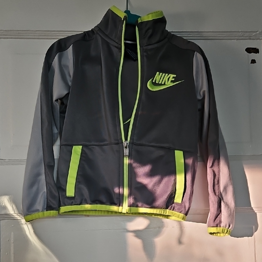 Nike Kids' Gray Jacket And Pants with Light Grey Accents Size 2T